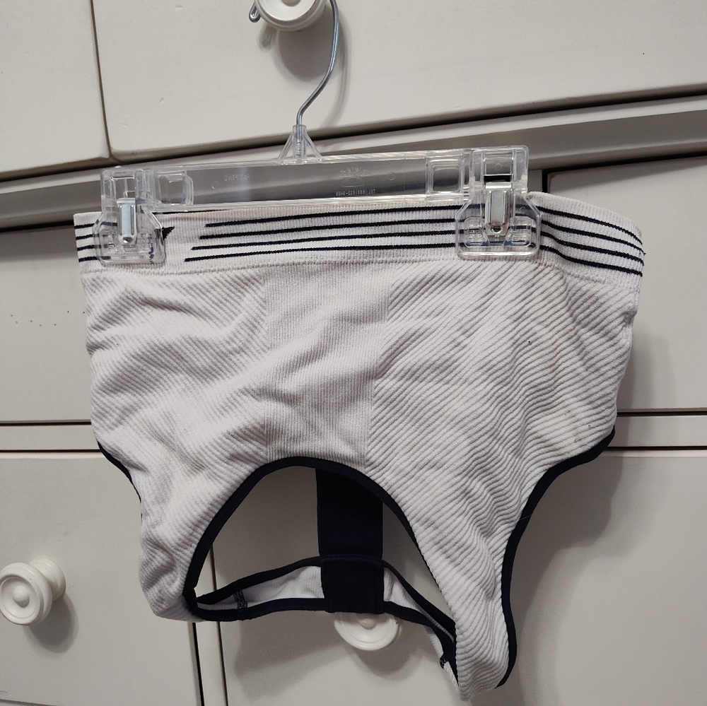 Bra - Picture 2 of 5
